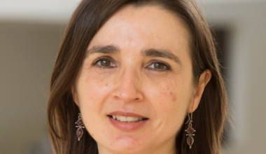 Viviana Fernández, académica de Negocios UAI, es la economista chilena más citada del mundo