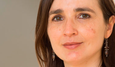 Profesora de Escuela de Negocios UAI Viviana Fernández entre las economistas más citadas del mundo